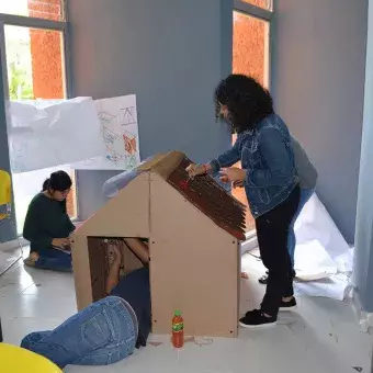 Los alumnos diseñaron casas para mascotas