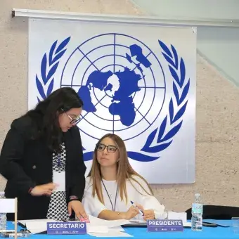 Alumnas en TecMun 2017