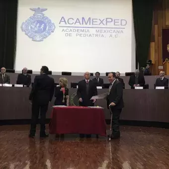 Nuevo miembro de la Academia Mexicana de Pediatría