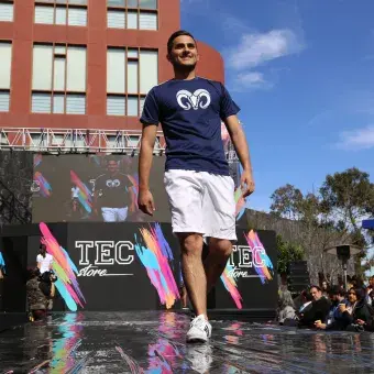 Desfile de inauguración TecStore campus Santa Fe