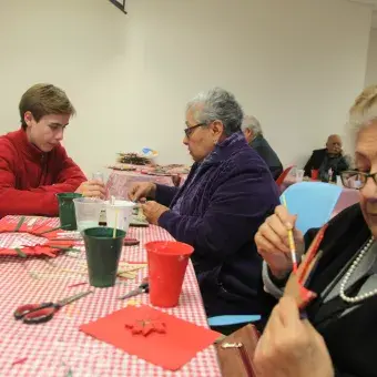 Adultos mayores hacen invierno en el Tec