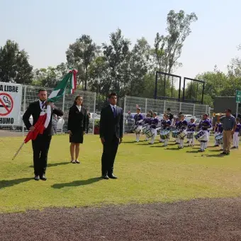 alumnos escolta ccm