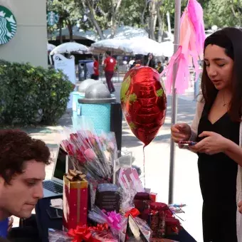 Feria de San Valentín Profesional.