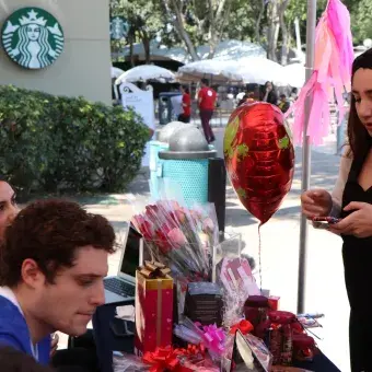 Feria de San Valentín Profesional.