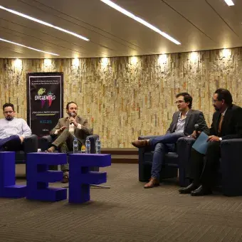 Los participantes del panel Eduardo Guraieb, Jonathan Stahl, Jesús Mendel y José Rodríguez.  