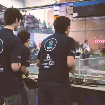 Keybot en FIRST