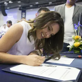 Firma de título
