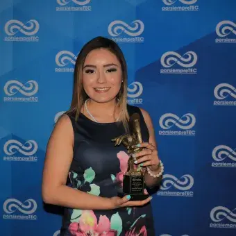 alumna ganadora