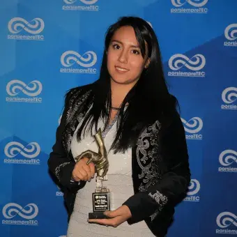alumna ganadora