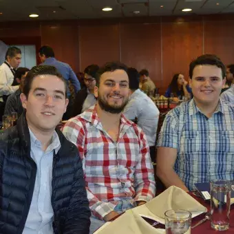 Estudiantes de la Escuela de Ingeniería y Ciencias durante su ceremonia de premiación en Campus Monterrey.