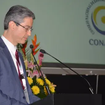 Dr. Martínez 