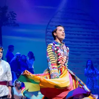 José el Soñador y su túnica multicolor.