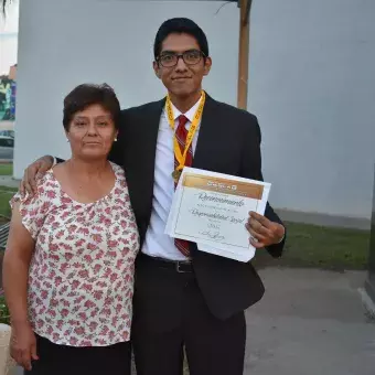 Reciben “Mérito CIESLAG” alumnos y profesor del Tec en Laguna