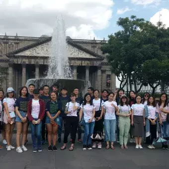 Fotogalería visita Universidad de Fudán