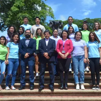 foto grupal de todos los alumnos