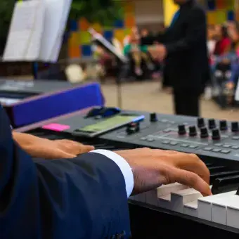 Uniendo a la comunidad con canciones de Disney