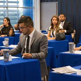 Alumnos que gradúan este semestre