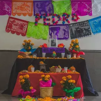 Muertec se lleva a cabo en la preparatoria del Tecnológico de Monterrey campus Toluca para celebrar el Día de Muertos