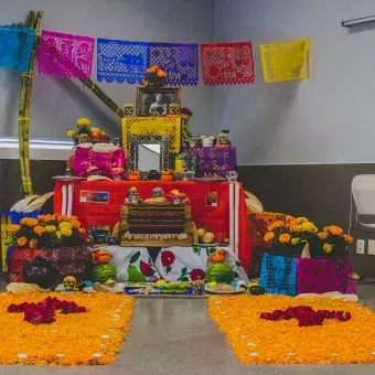 Muertec se lleva a cabo en la preparatoria del Tecnológico de Monterrey campus Toluca para celebrar el Día de Muertos