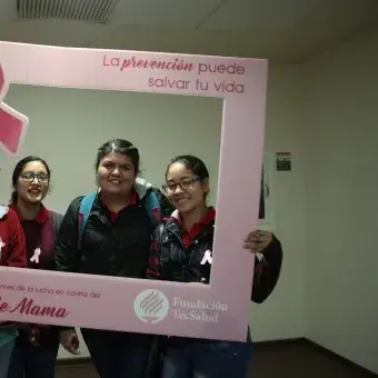 Plática Cáncer de mama Fundación TecSalud3