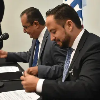 Firma del Convenio.