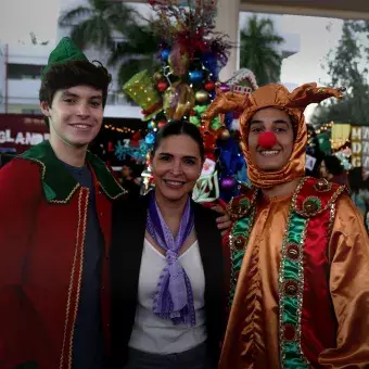 PrepaTec Sonora Norte regala una Navidad por adelantado (fotogalería)