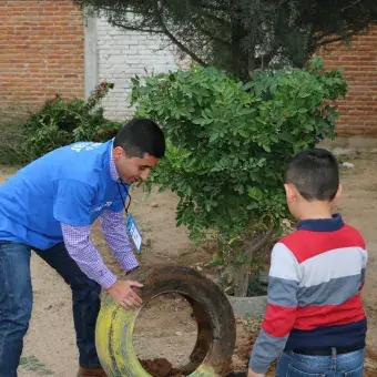 Limpiando las areas para la creación de un nuevo espacio recreativo 