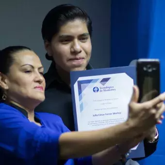 Reconoce Tec Veracruz a los mejores estudiantes del año (fotogalería)