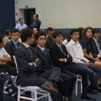 Entrega de Beca al Talento Académico 11