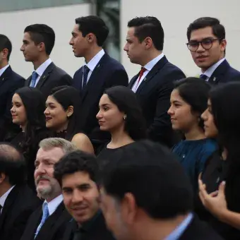 Foto de generación Profesional y PrepaTec