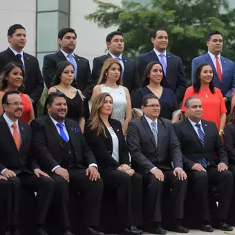 Foto de generación Profesional y PrepaTec