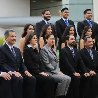 Foto de generación Profesional y PrepaTec