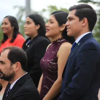 Foto de generación Profesional y PrepaTec