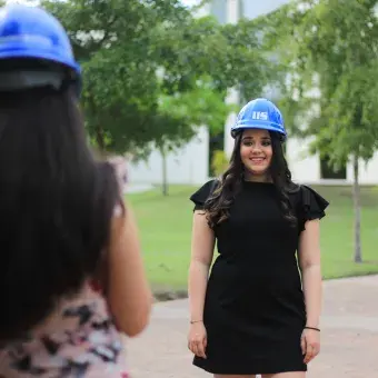 Foto de generación Profesional y PrepaTec