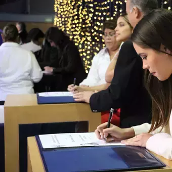 Así se vivió la ceremonia de firma de título del campus Monterrey