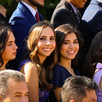 Foto alumnos graduandos