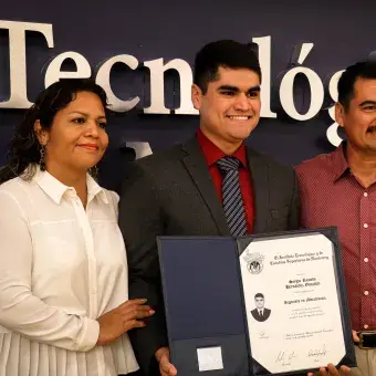 Foto alumnos graduandos