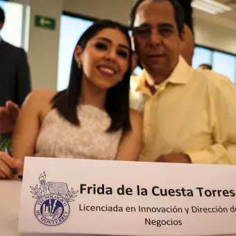 Foto alumnos graduandos