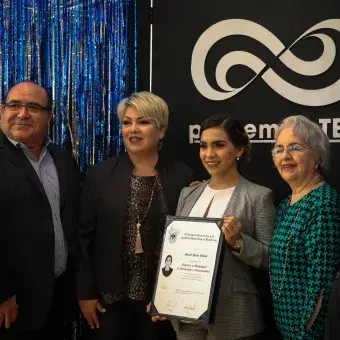 Foto alumnos graduandos