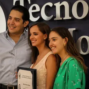 Foto alumnos graduandos