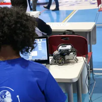 Estudiante se encuentra en la competencia.