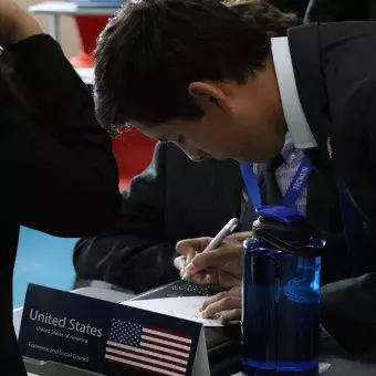 Delegado de EEUU en el Consejo Económico y Social.  