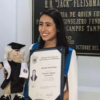 Graduación de profesional del Tec de Monterrey Campus Tampico 