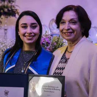 Graduación de profesional del Tec de Monterrey Campus Tampico 