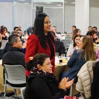 Bienvenida a profesores al semestre (viernes)