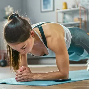 Entrena de forma efectiva desde la comodidad de tu hogar en esta cuarentena 