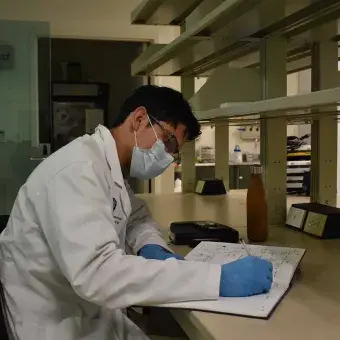 Tec Guadalajara reanuda actividad en laboratorios del campus. 