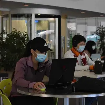 Tec Guadalajara reanuda actividad en el campus.