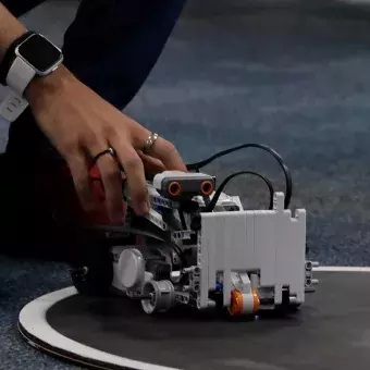 Robolympics: Arena de robots con causa