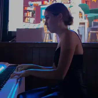 Pianista de la compañía de músicos